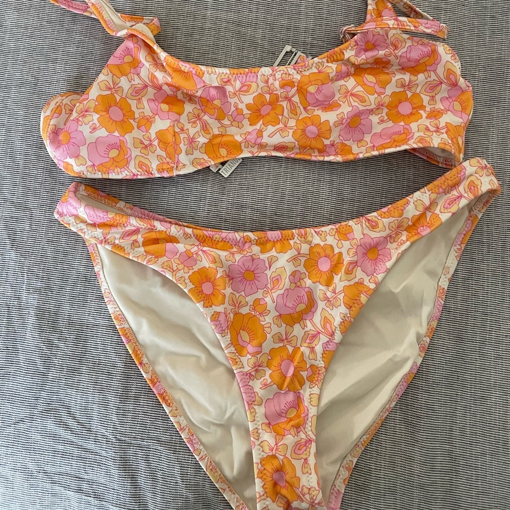 Triangl floral bikini